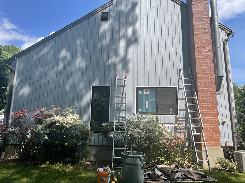 Andersen 100 series window made of FIBREX. 